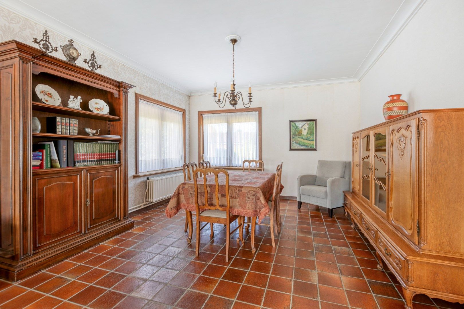 Te renoveren woning met 3 slpks op de grens tussen Geel en Sint-Jozef Olen !  foto 3