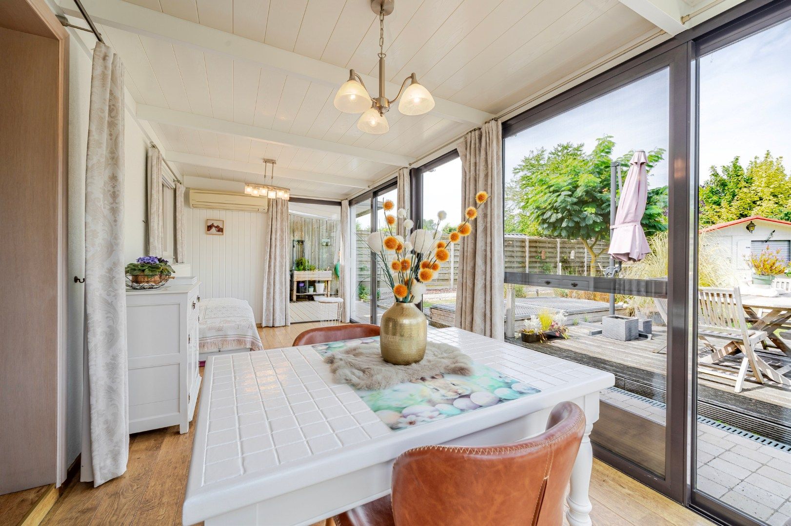 Instapklare en uiterst verzorgde woning met 3 slaapkamers foto 7