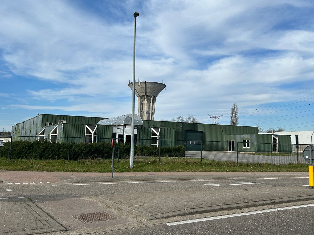Commerciële ruimte te huur foto 4