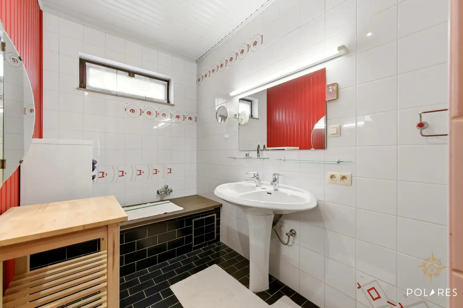 Ruime gezinswoning op prachtig perceel foto 10