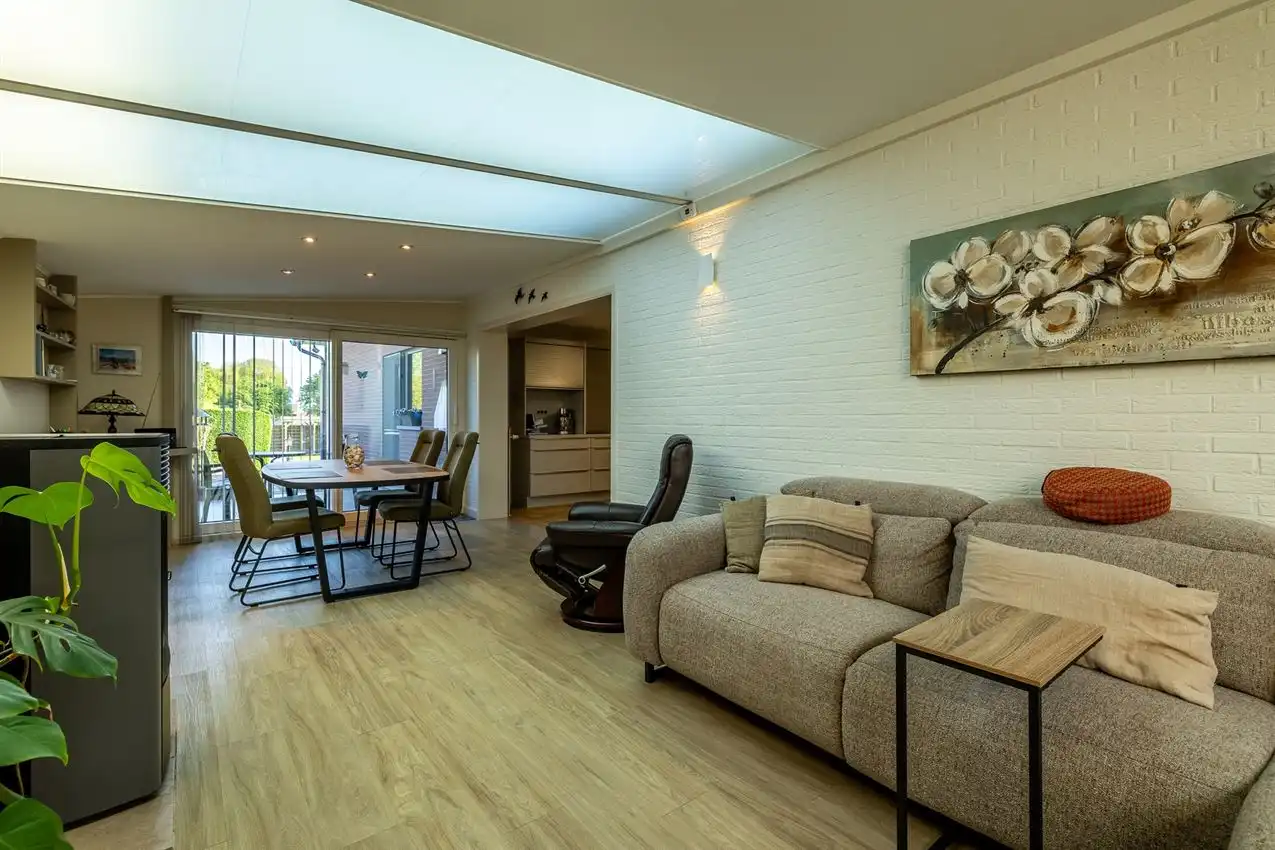 Gerenoveerde woning 3slk op rustige ligging foto 14