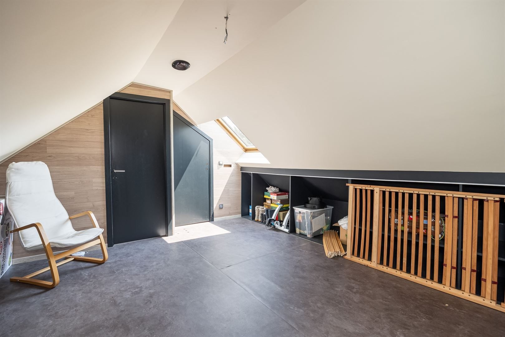 Een bijzondere woning op een bijzonder rustige locatie. foto 23