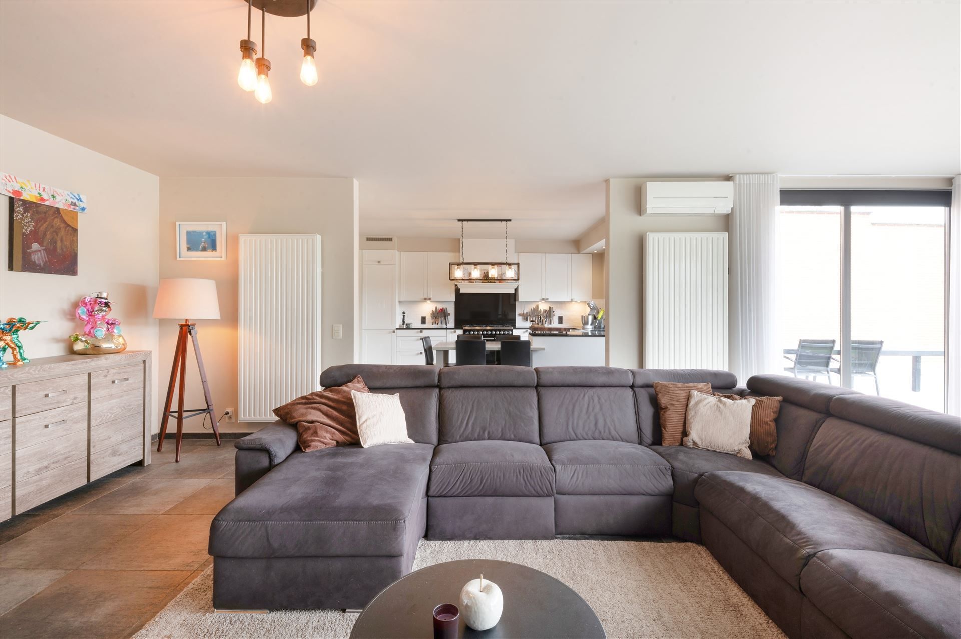 Ruime 4-slaapkamerwoning op een perceel van 48are in Parike! foto 4