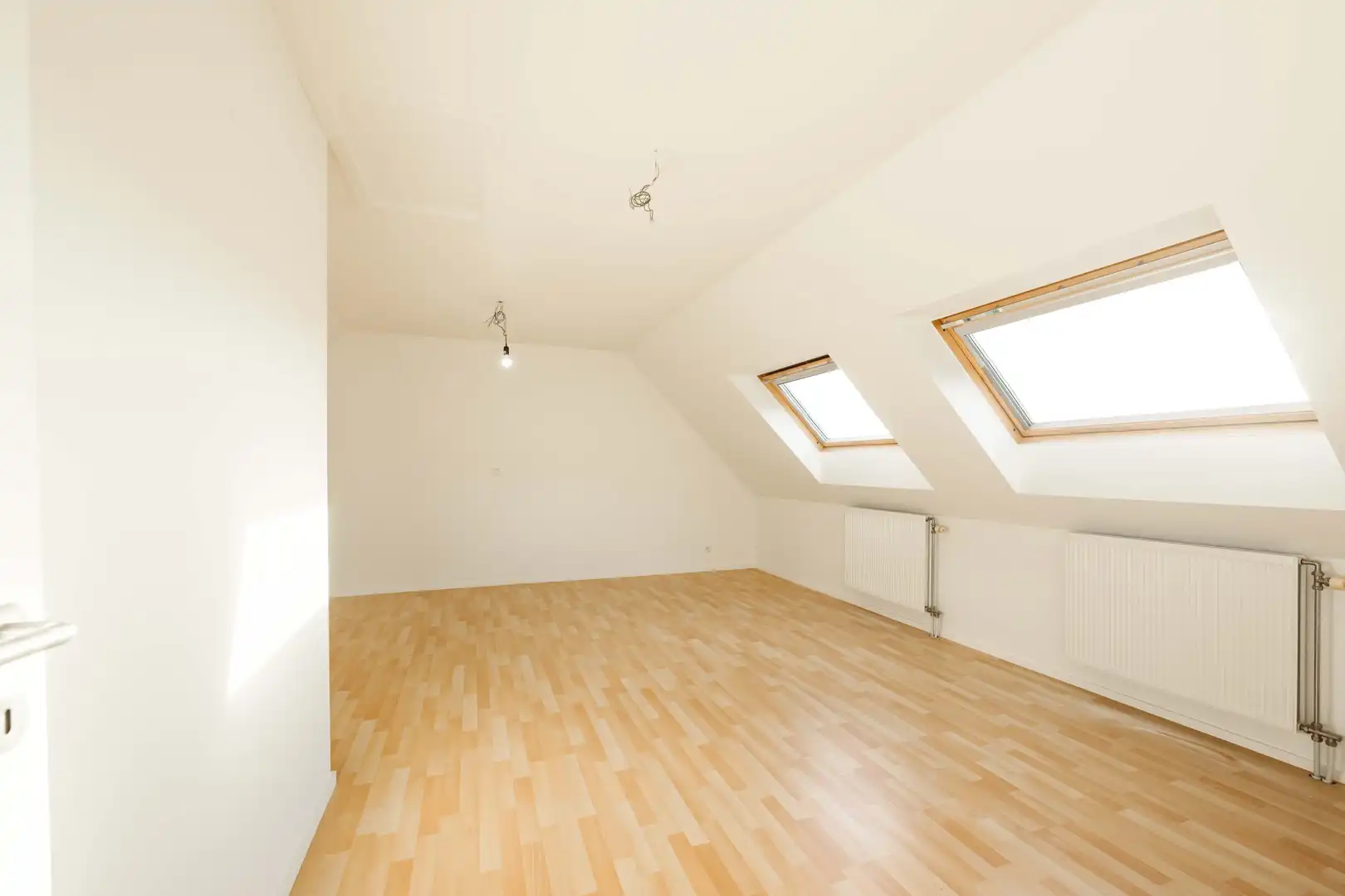 Instapklaar duplex-appartement met 3 slaapkamers te centrum Tielt! foto 11
