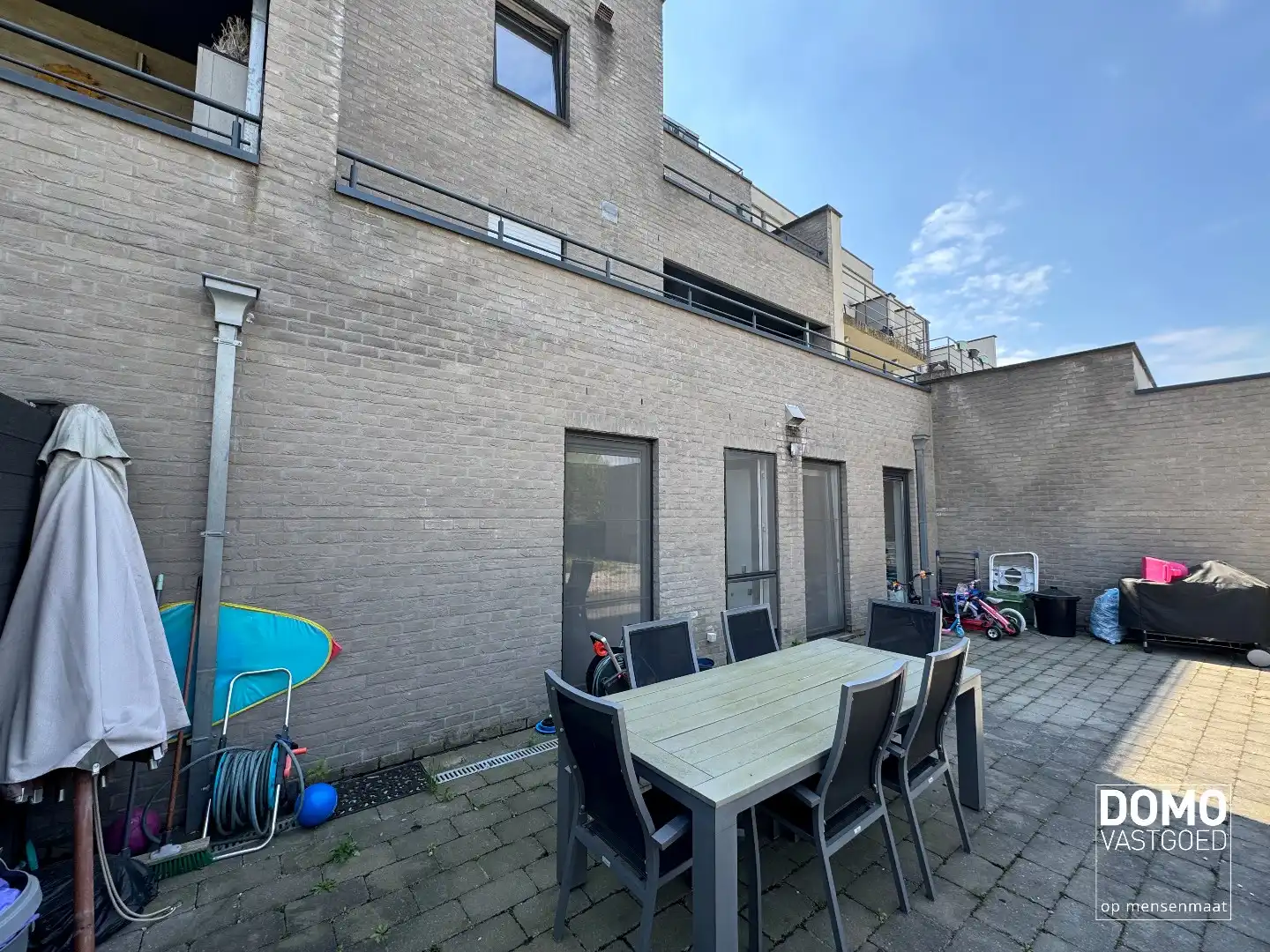 Gelijkvloers appartement met tuin en ondergrondse garage te Kermt - energielabel B -121m² bewoonbare oppervlakte foto 9