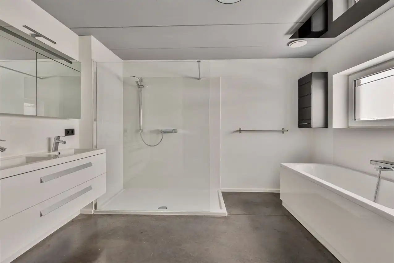 E-peil 28, bwj. 2016, 4 grote slpk., E314 en station nabij foto 23