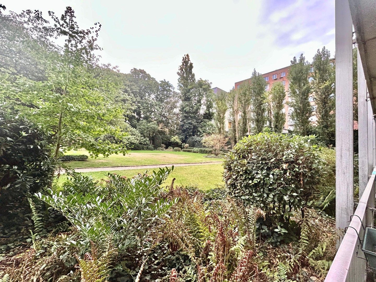 Instapklaar 1-slaapkamerappartement appartement met terras foto 15