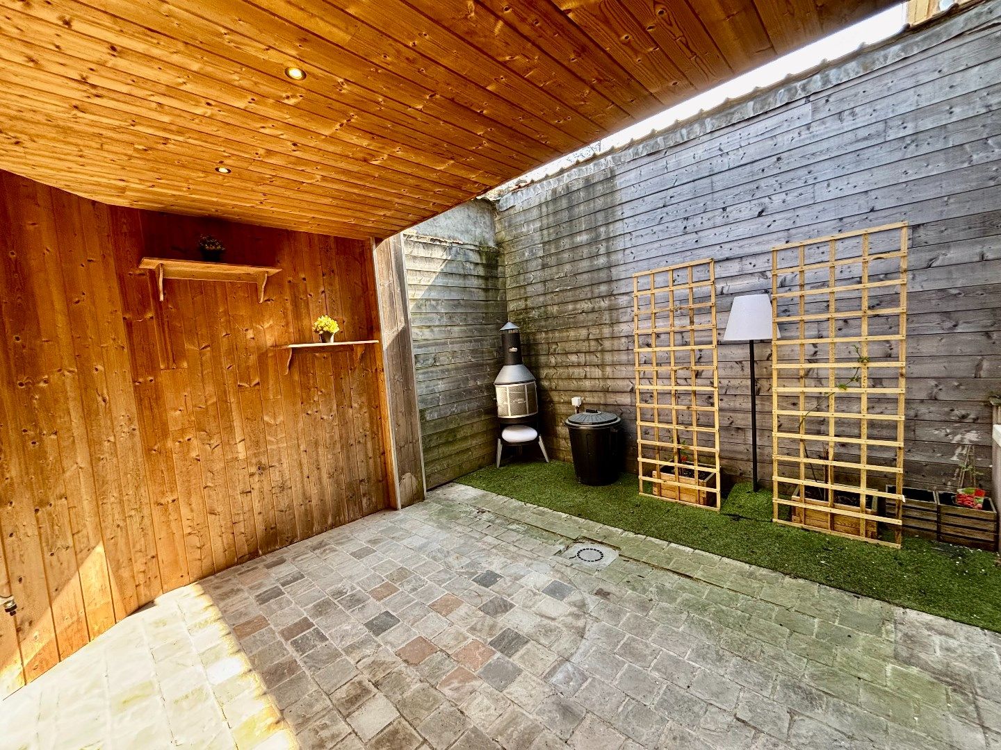 RUIME ENERGIEZUINGE WONING MET 5 SLPKS, GARAGE EN STADSKOER foto 14