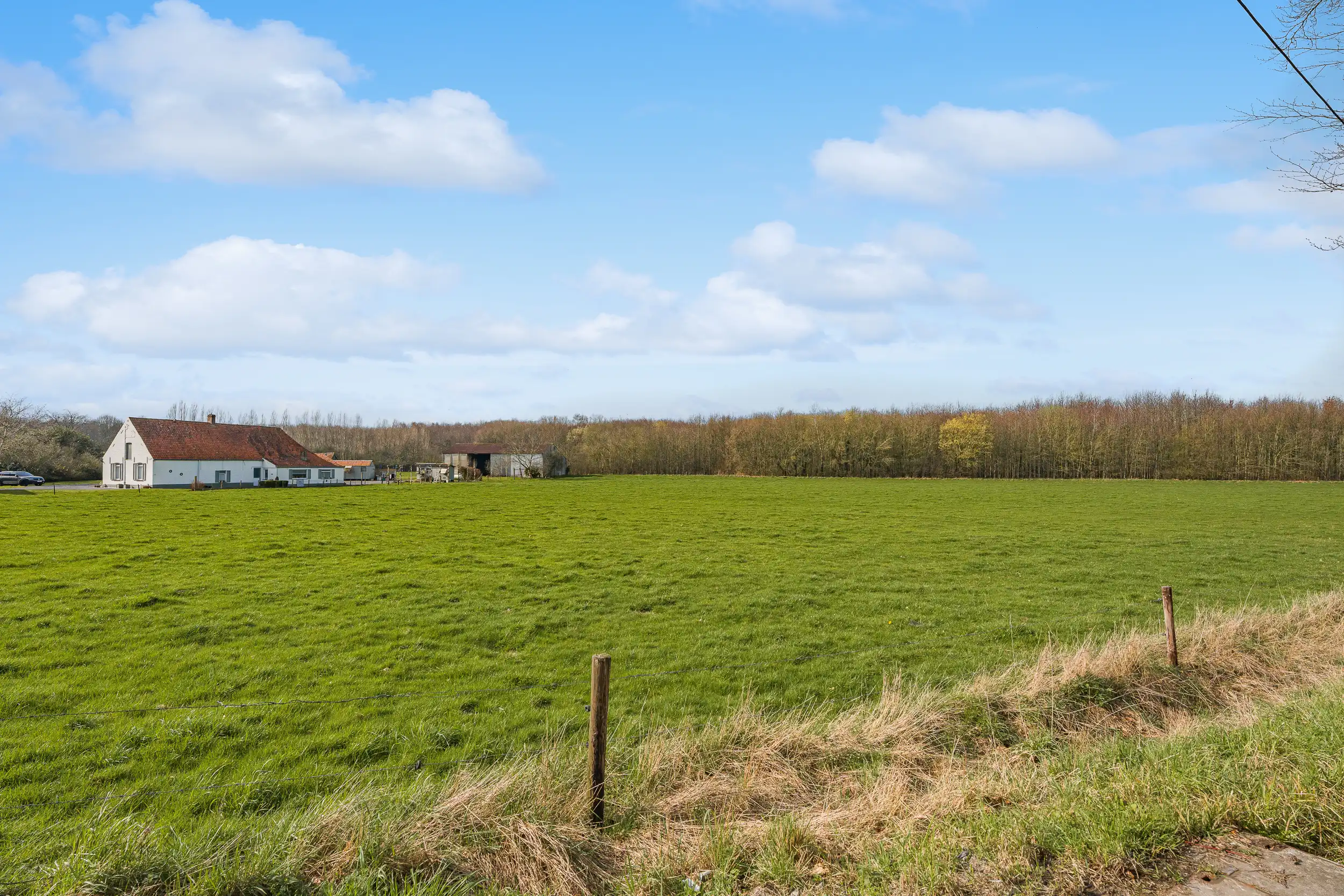 Lichtrijk en instapklaar wonen in hartje Wakken. foto 13
