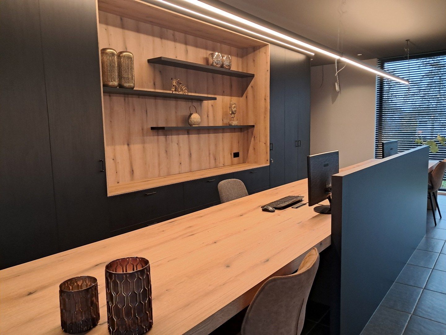 Instapklare kantoorruimte te Moerkerke. foto 4