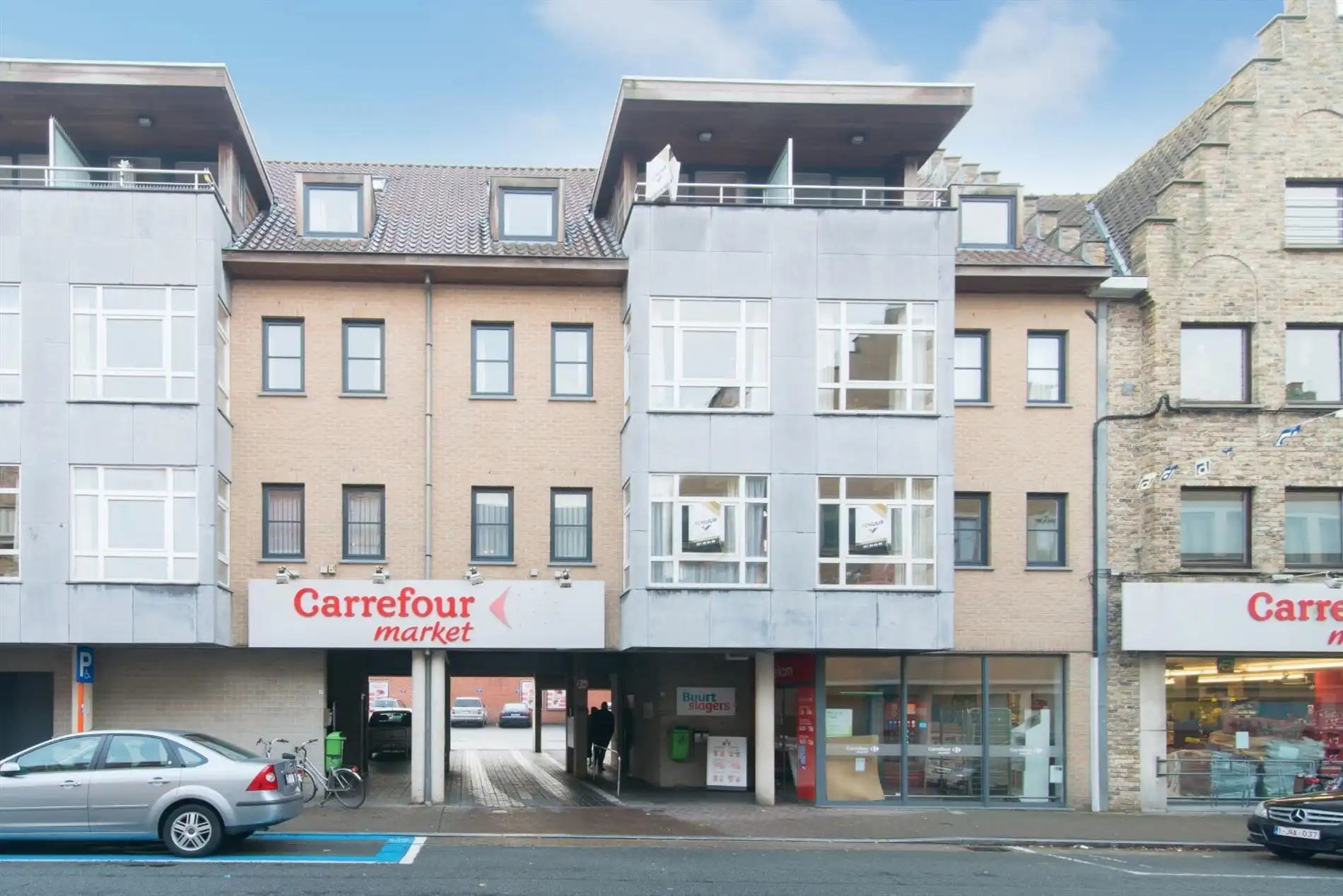 Ruime garagebox nabij de Grote Markt foto 3