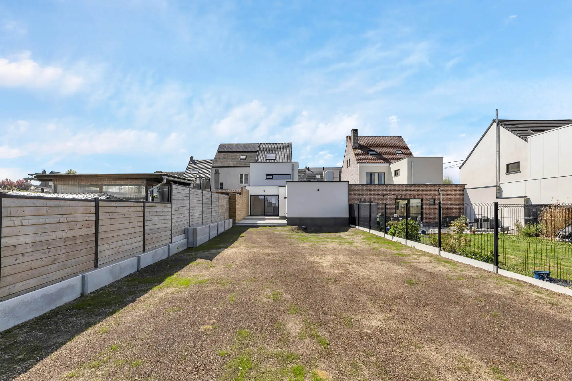 Volledig gerenoveerde woning met 3 slpks en tuin foto 18