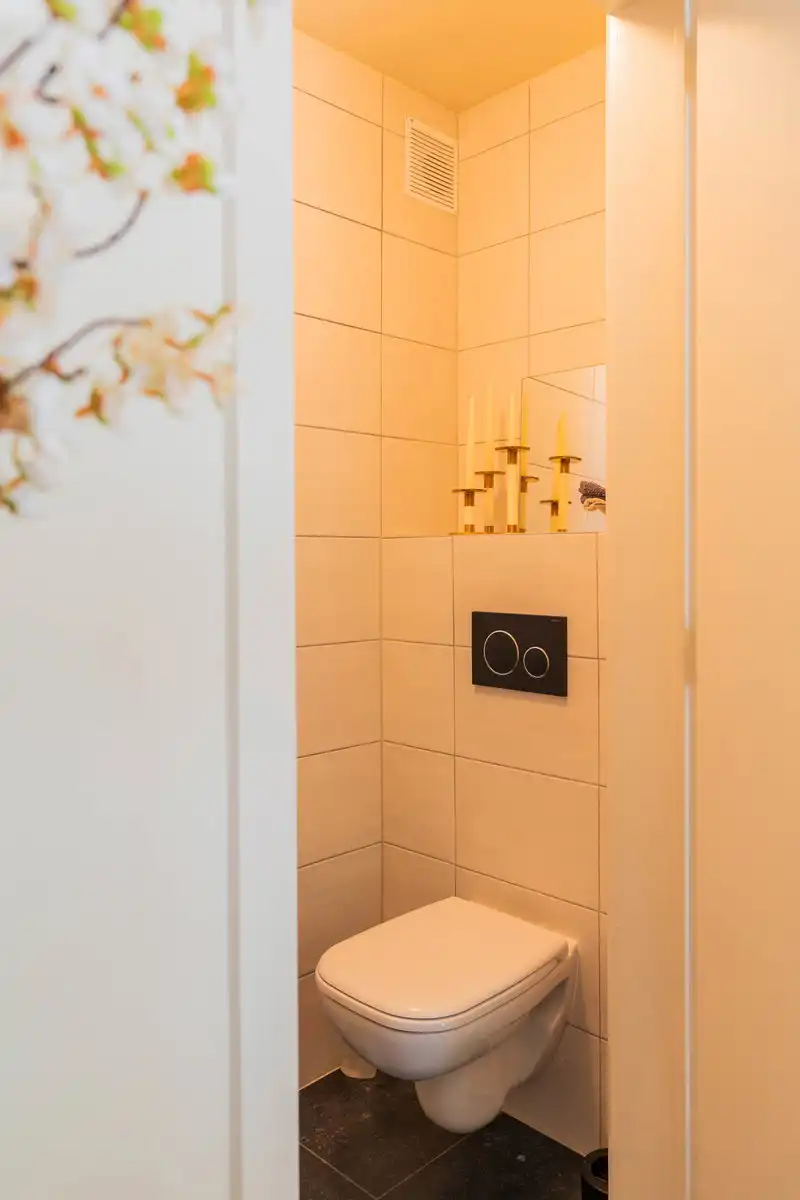 Ruim, energiezuinig appartement met terras, tuin en garage foto 23