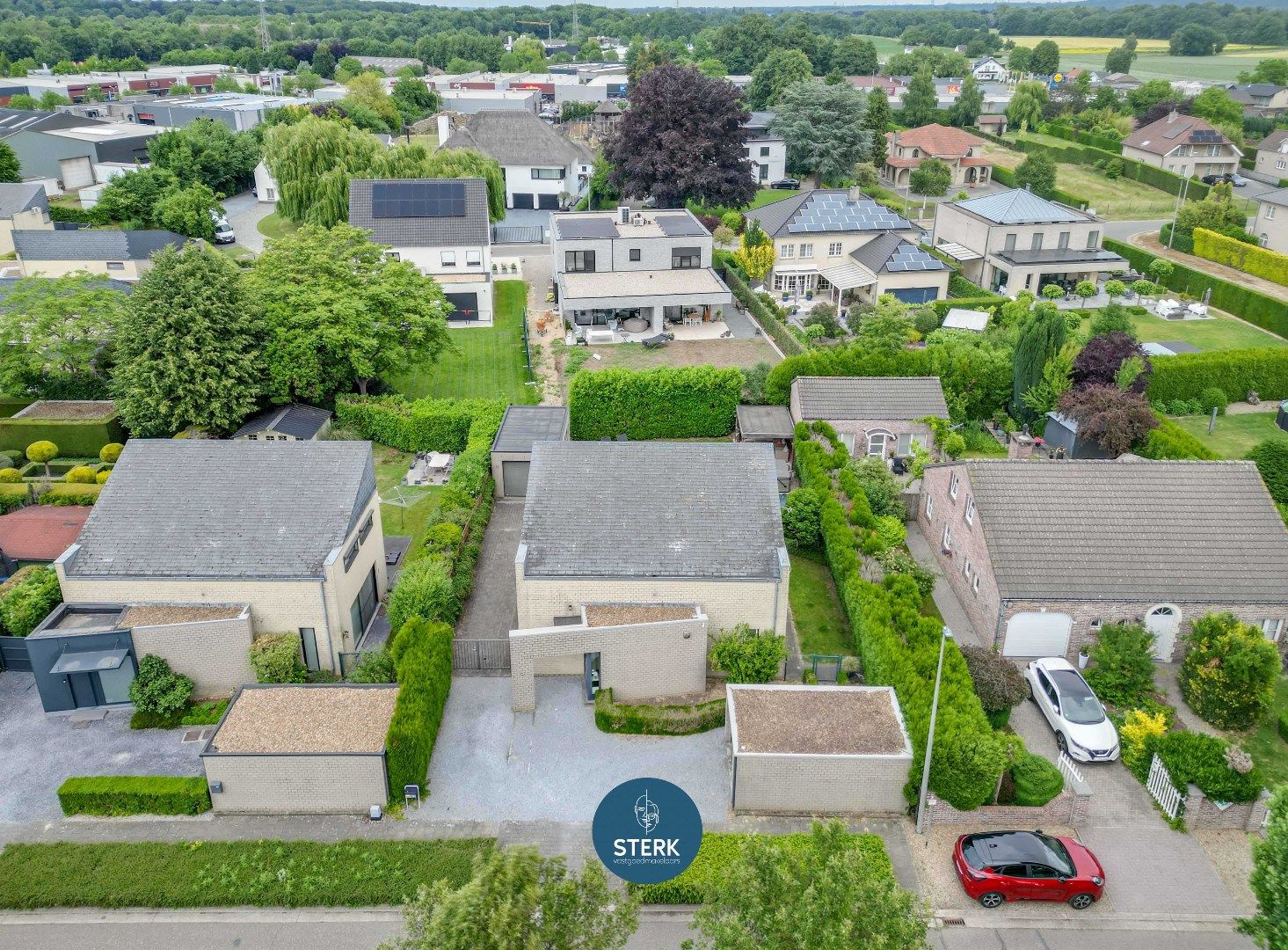 RUIME GEZINSWONING OP EEN RUSTIGE LOCATIE TE SMEERMAAS !  foto 4