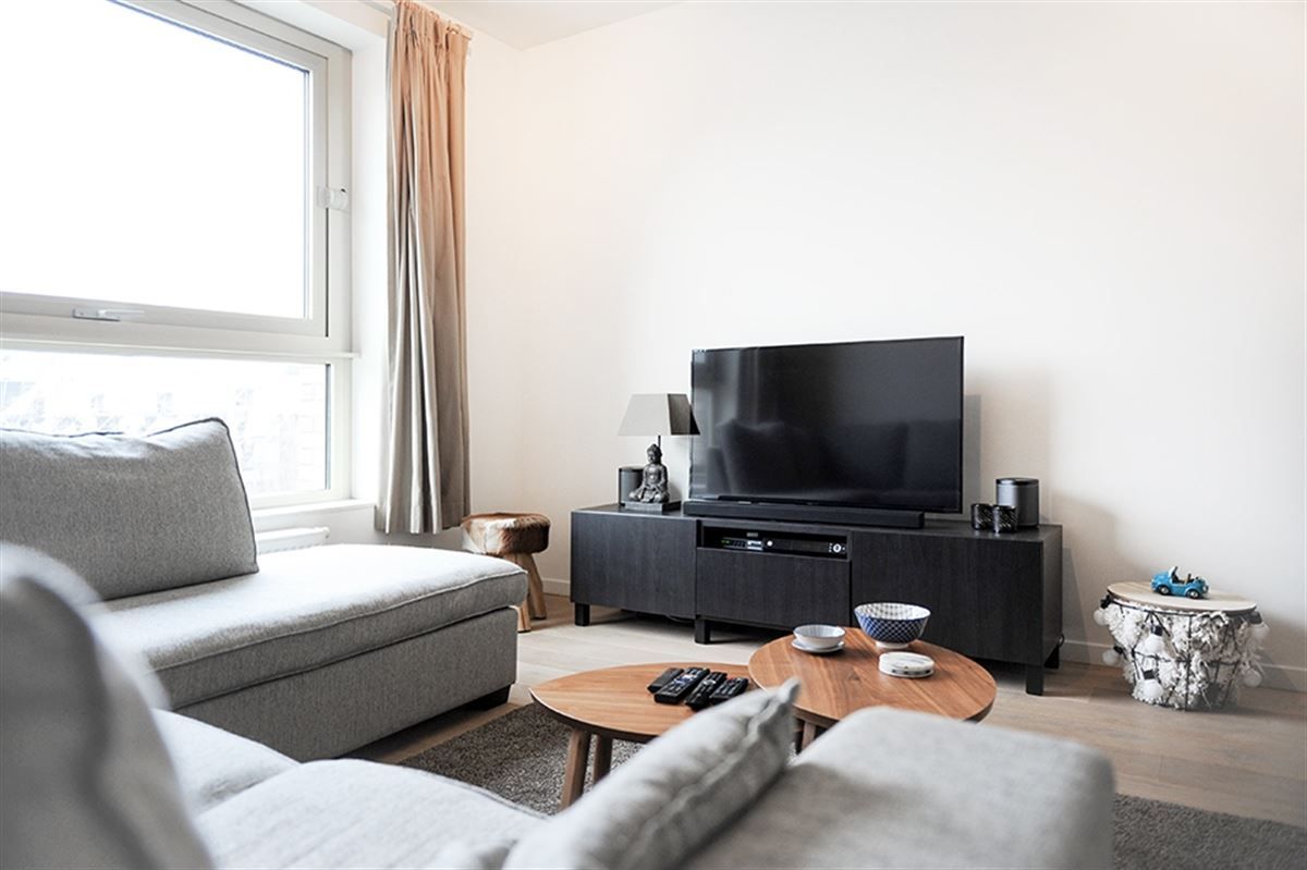 Tof 1 slaapkamer appartement met zicht op het Kattendijkdok foto 3
