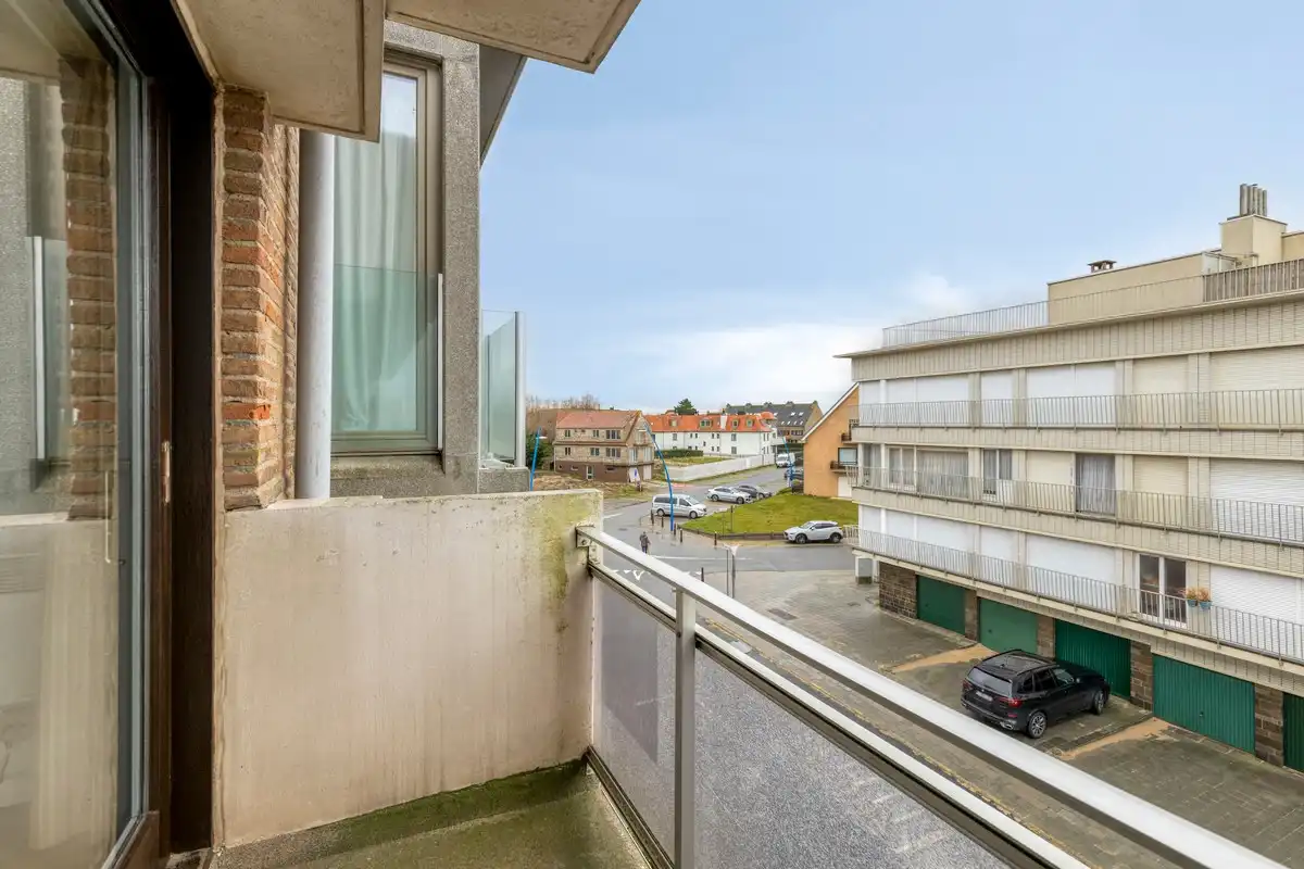 Gezellig appartement met zijdeling zeezicht foto 11