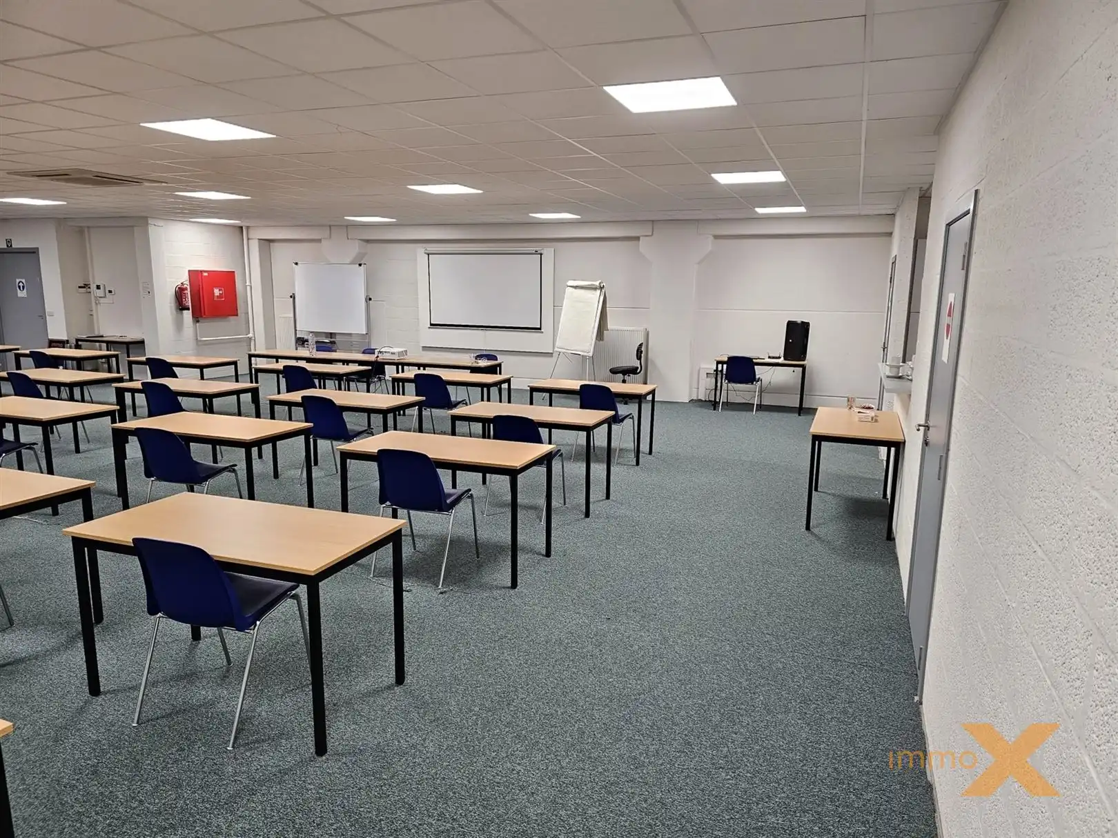 BUREELRUIMTE MET GOEDE VERBINDING SNELWEGEN!! foto 6