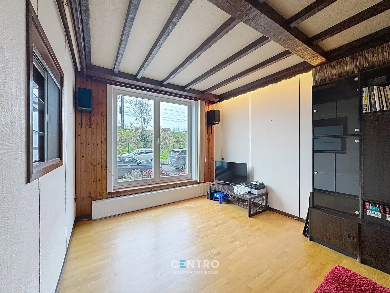 Gezinswoning op UITSTEKENDE ligging te Sint-Andries! foto 3