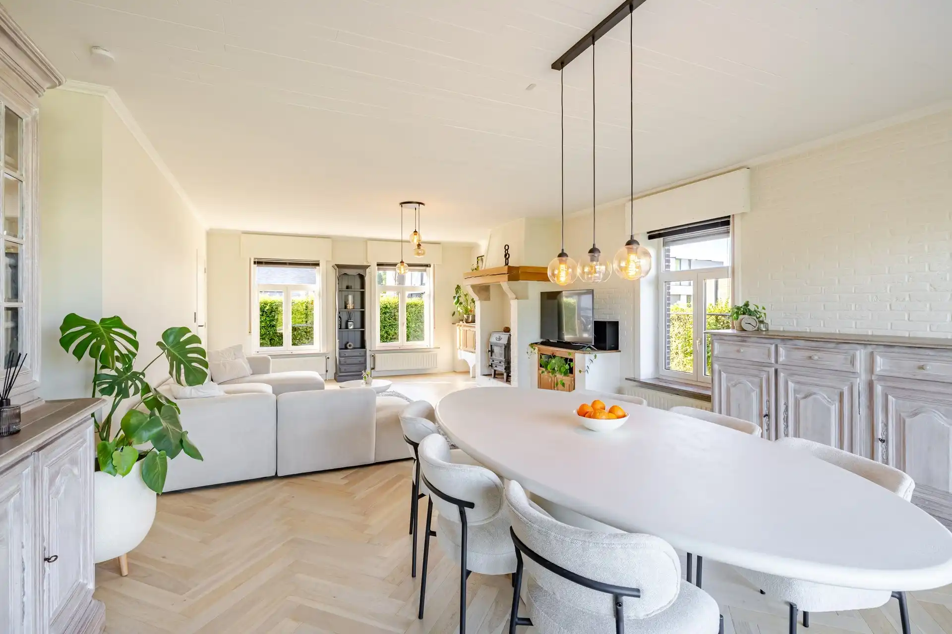 Gerenoveerde vrijstaande woning in rustige straat te Erpe  foto 5