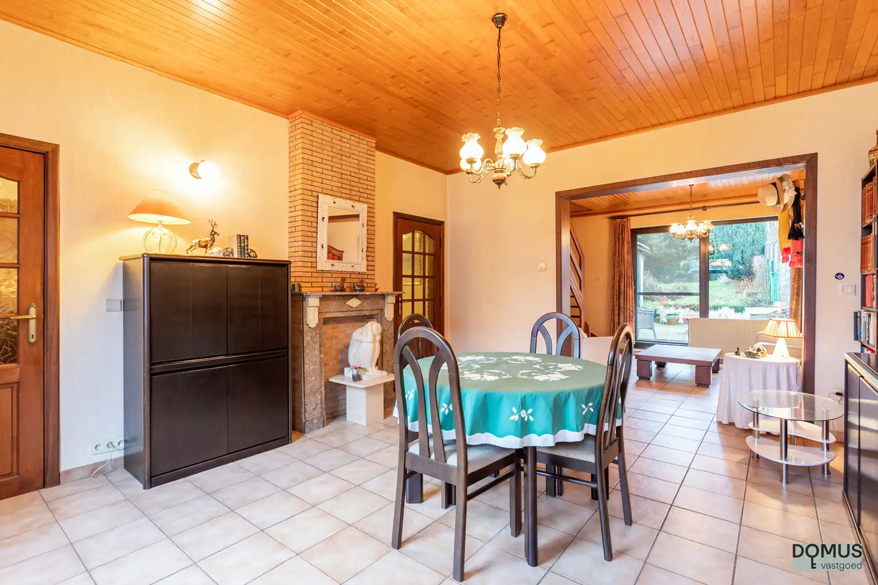 Te renoveren woning met potentieel in het centrum van Meise foto 4