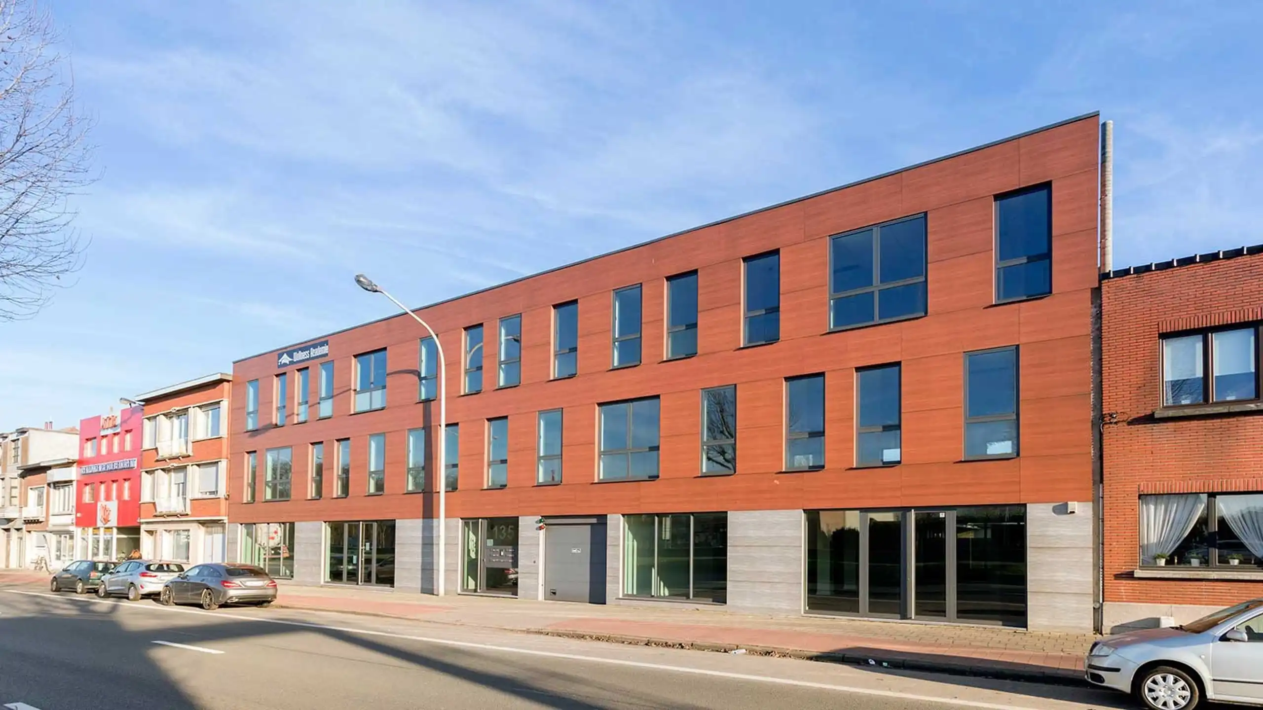 Kantoorruimte te huur van 246 m². foto {{pictureIndex}}