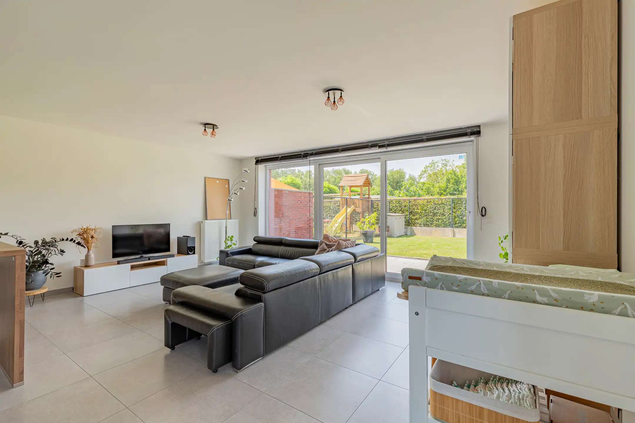 WICHELEN - Recente, perfect instapklare woning met 4 kamers foto 6