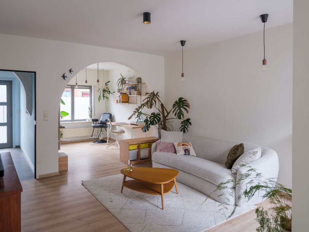 Merelbeke-Flora – op fietsafstand van Gent. Instapklare woning met 3 kamers en een aangename tuin op een perceel van 240 m2. foto 2