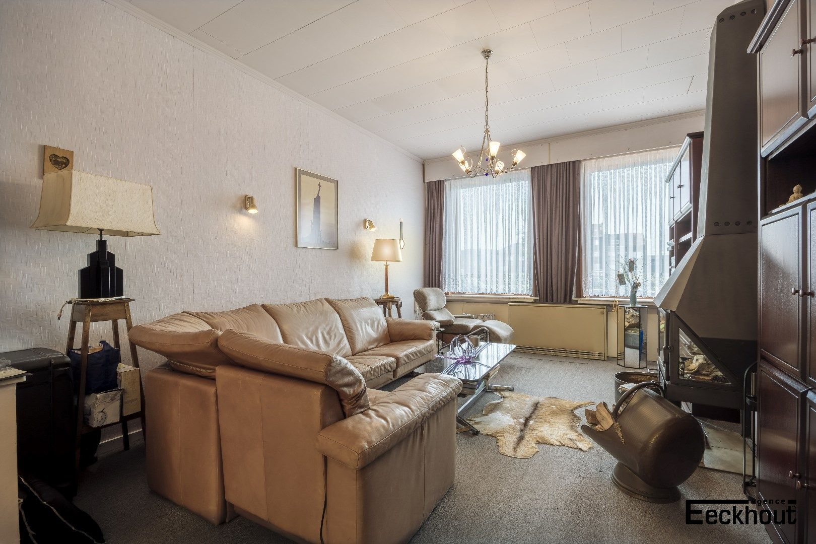 Ruime woning met tuin, terras en 3 slaapkamers met open zicht op de vaart! foto 2