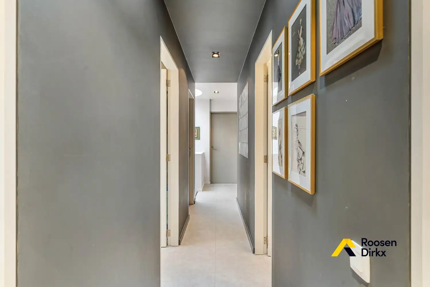 Luxe duplex (190m²) met 5 slaapkamers, groot terras en stadstuin te Venneborg foto 19