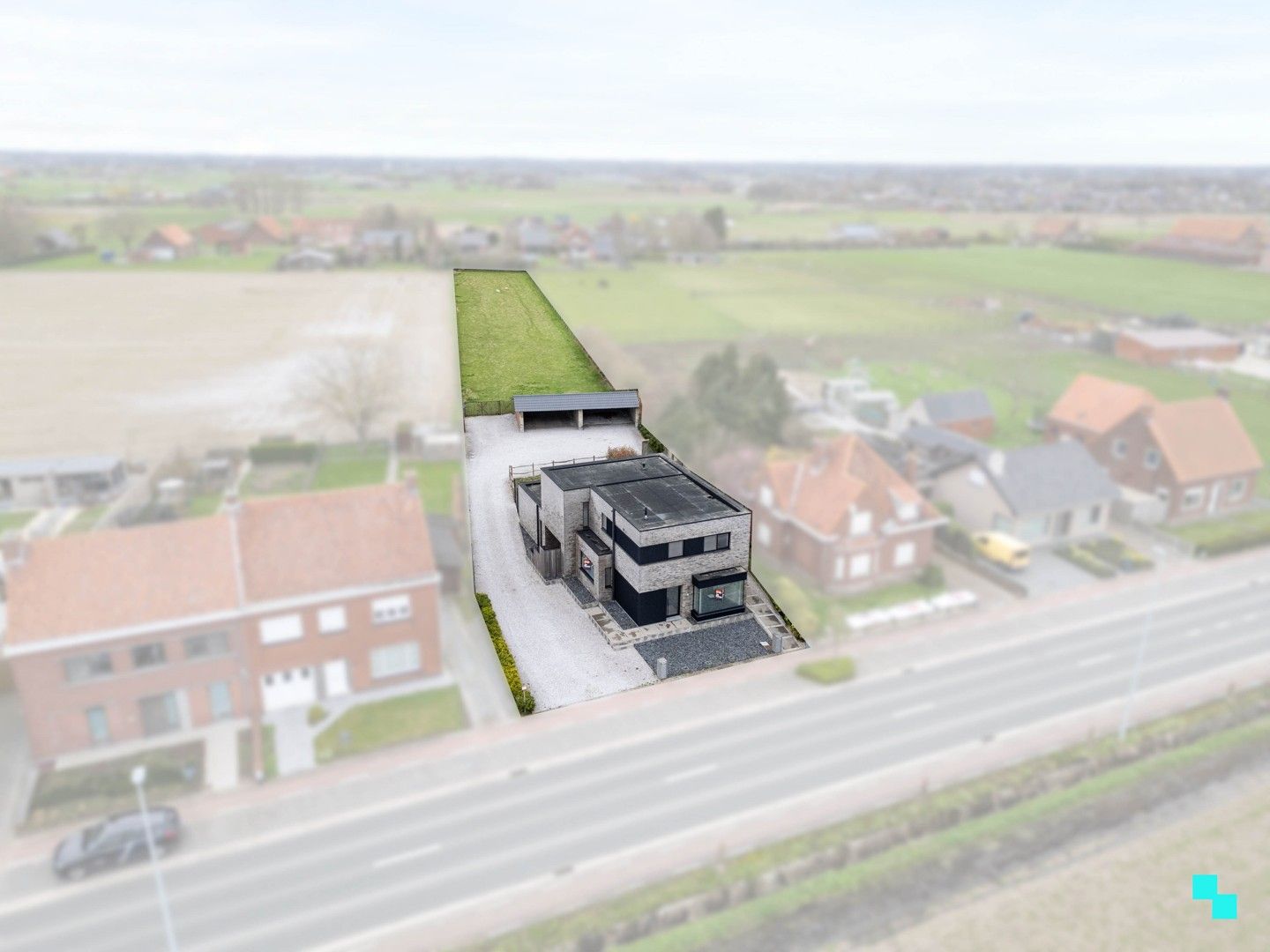 Multifunctioneel pand op vlot bereikbare locatie te Hooglede foto {{pictureIndex}}