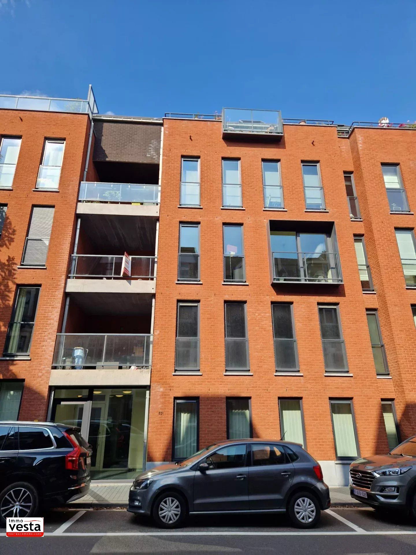 Eénslaapkamer appartement in centrum Sint-Truiden foto {{pictureIndex}}