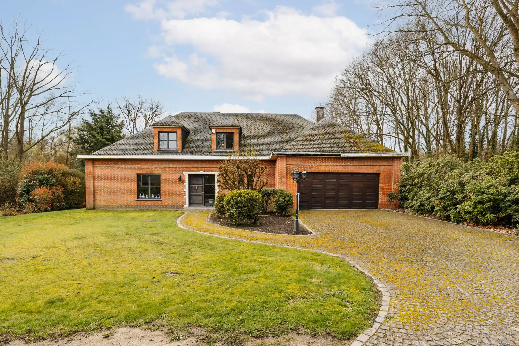 Landhuis vol potentieel bij natuurgebied foto 3