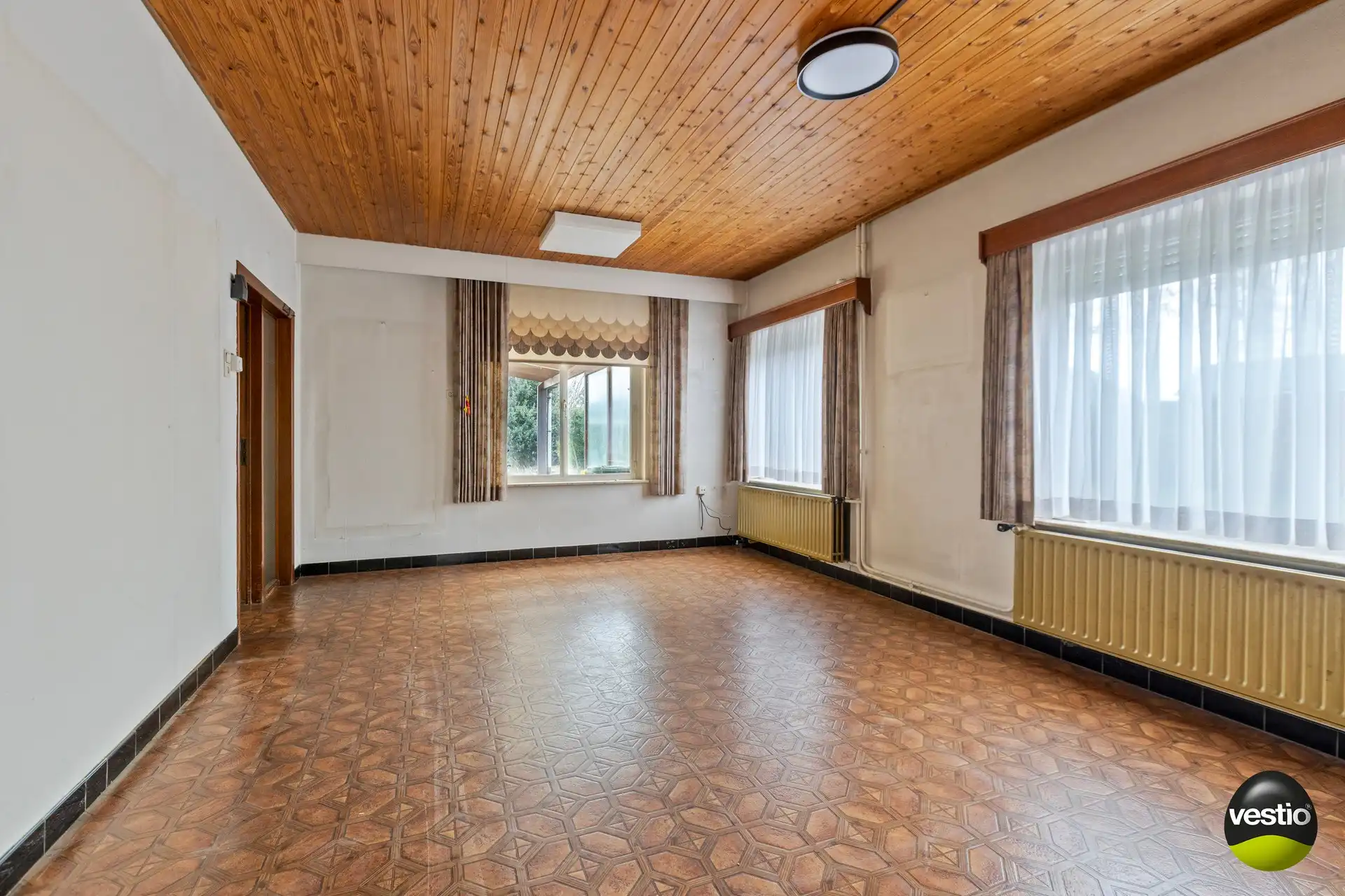 Rustig gelegen woning in Kermt op mooi perceel van 800 m². foto 8