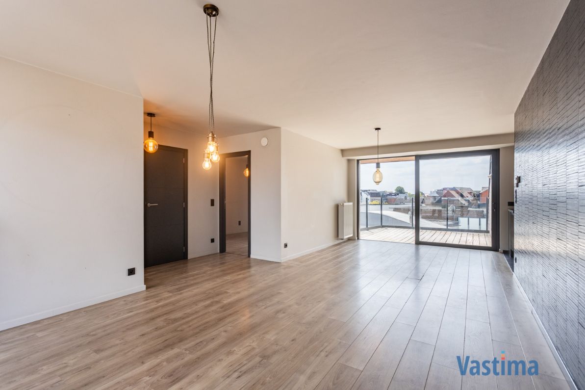 Penthouse met 2 terrassen met zicht over de skyline van Aalst foto 3