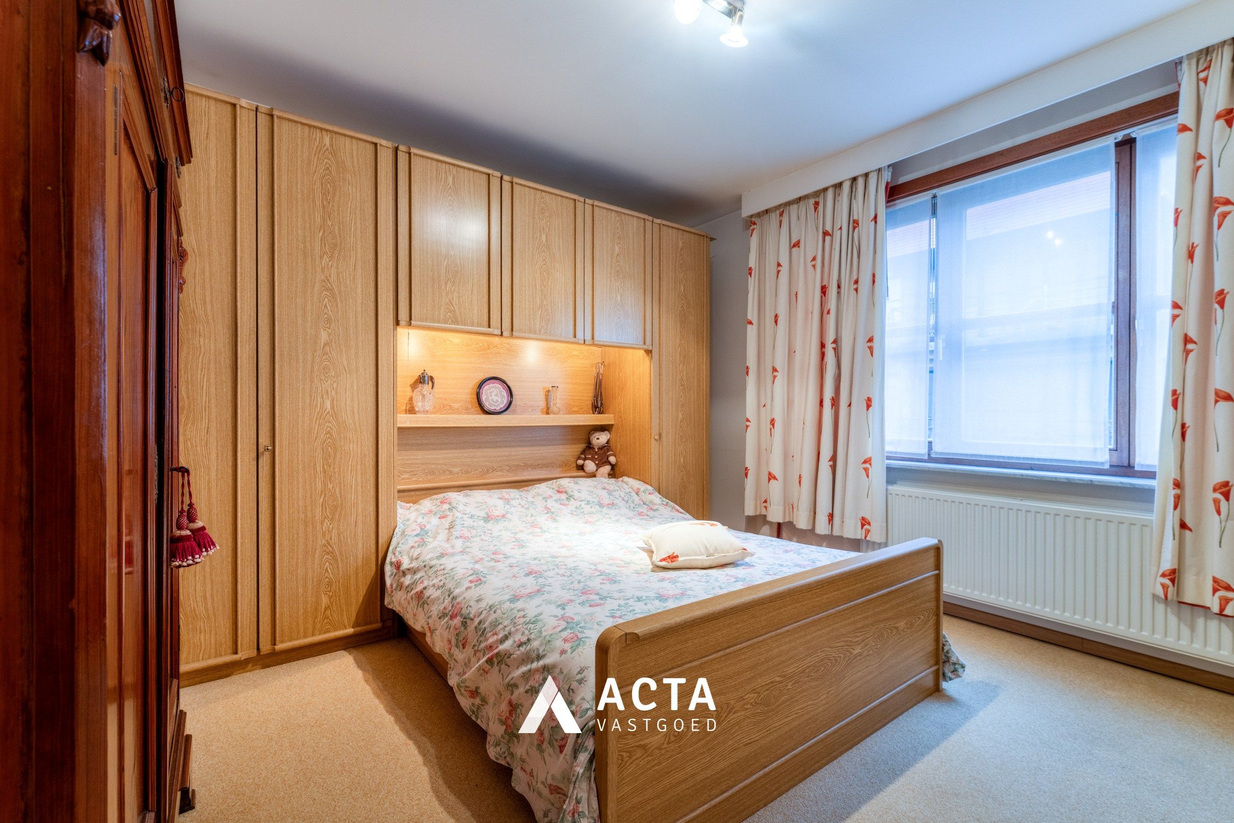 Ruim hoekappartement met twee slaapkamers in Mariakerke foto 17