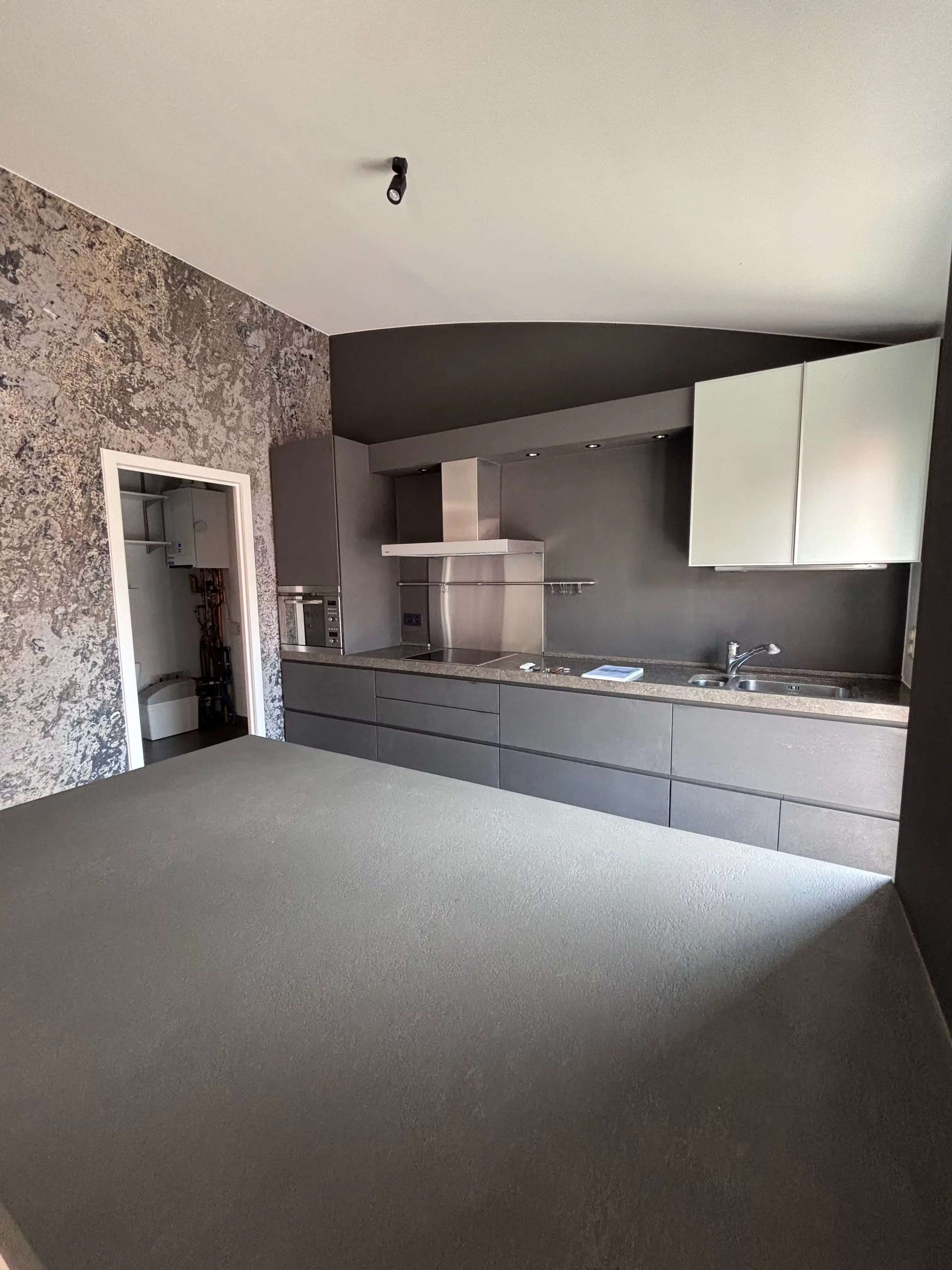 Schitterend appartement met ruim terras en privé garage foto 2