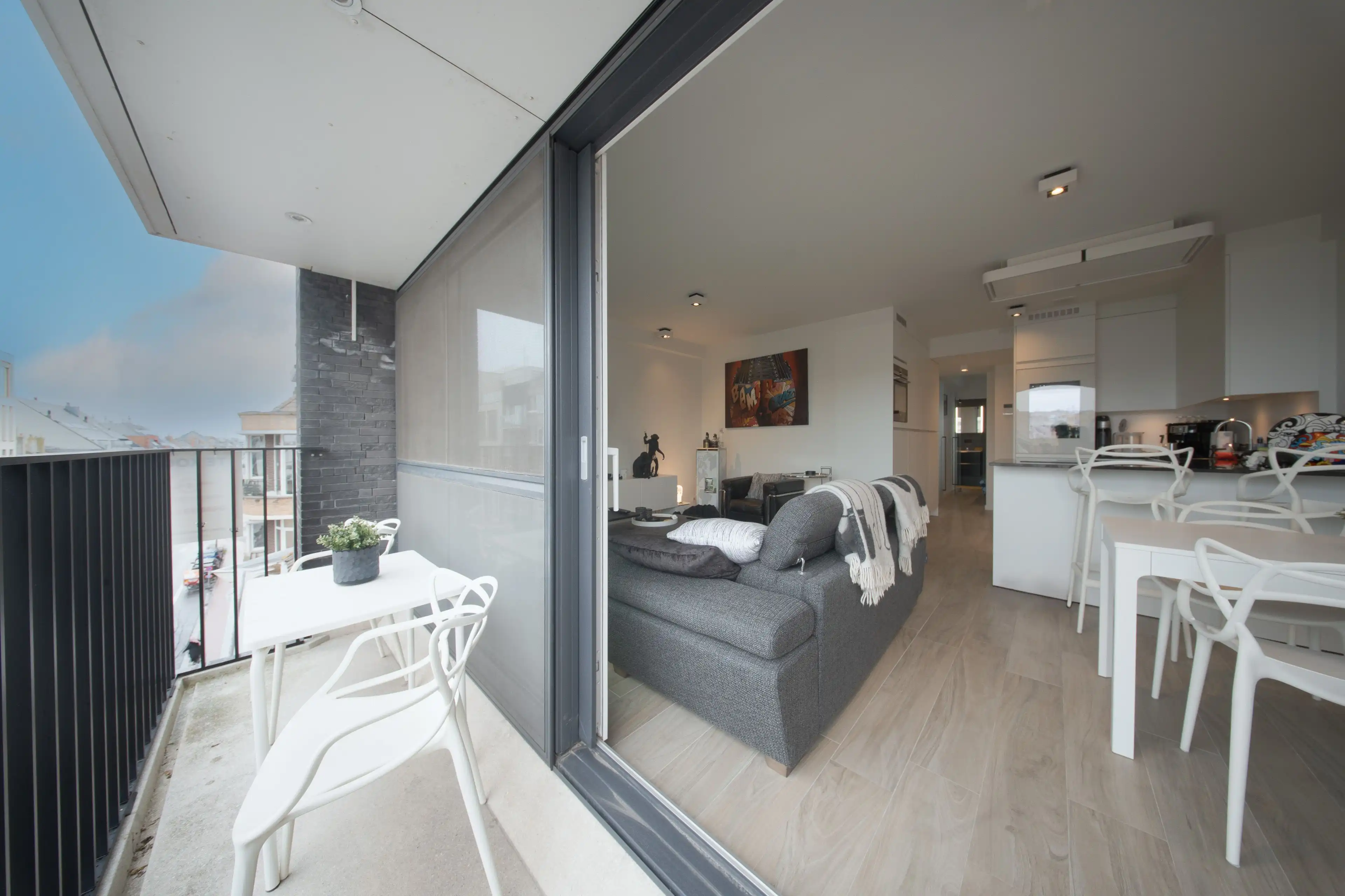 Buitenkans! Recent appartement in kleinschalig gebouw te Oostende!* foto 5