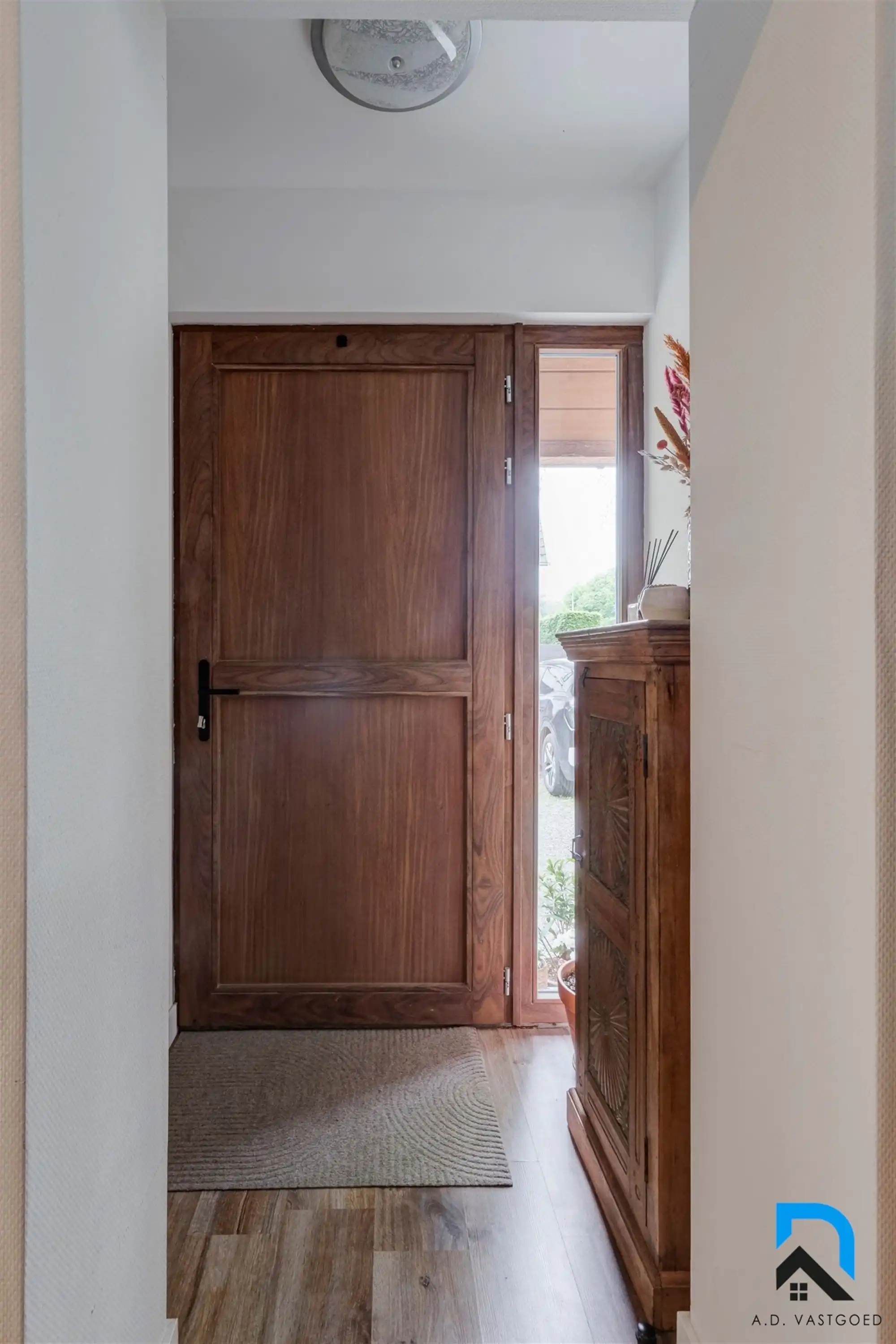 Mooie woning met tuin op toplocatie foto 3