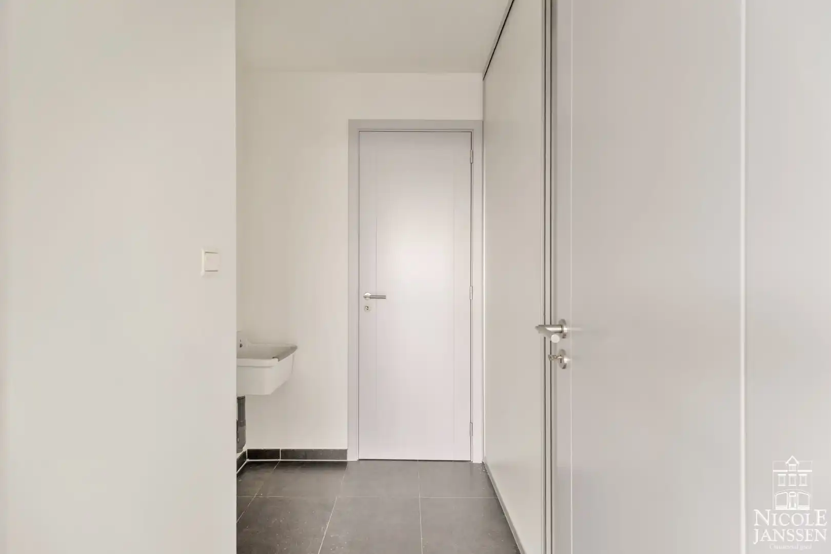 Luxe penthouse op de vierde verdieping met ruime terrassen foto 18