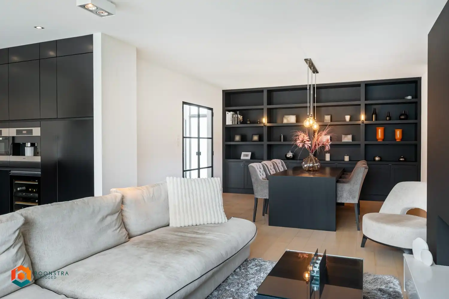 Uitzonderlijk ruime villa met 4 slpkrs en zwembad te Putte foto 5