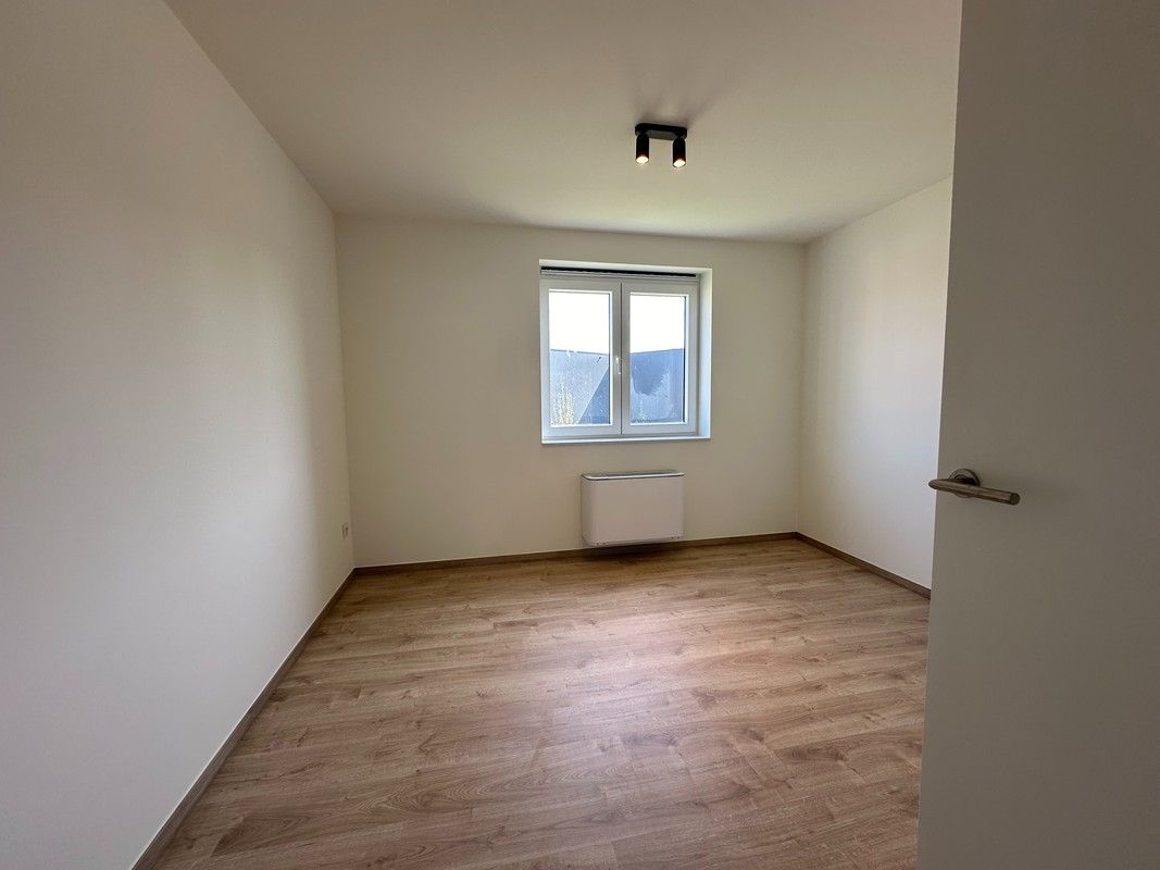 Moderne nieuwbouwwoningen op een boogscheut van Roeselare foto 7