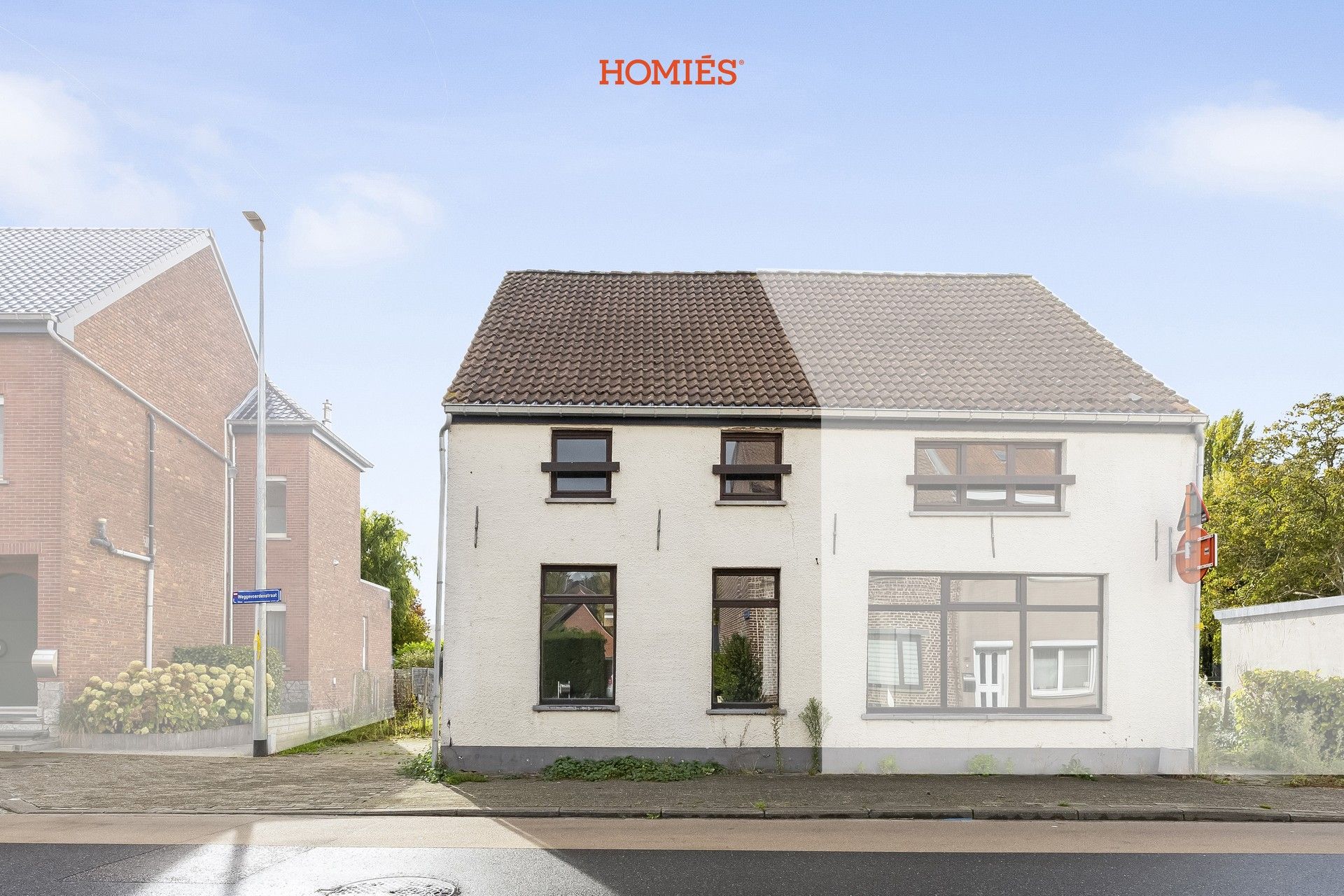 Te renoveren woning met veel potentieel foto {{pictureIndex}}