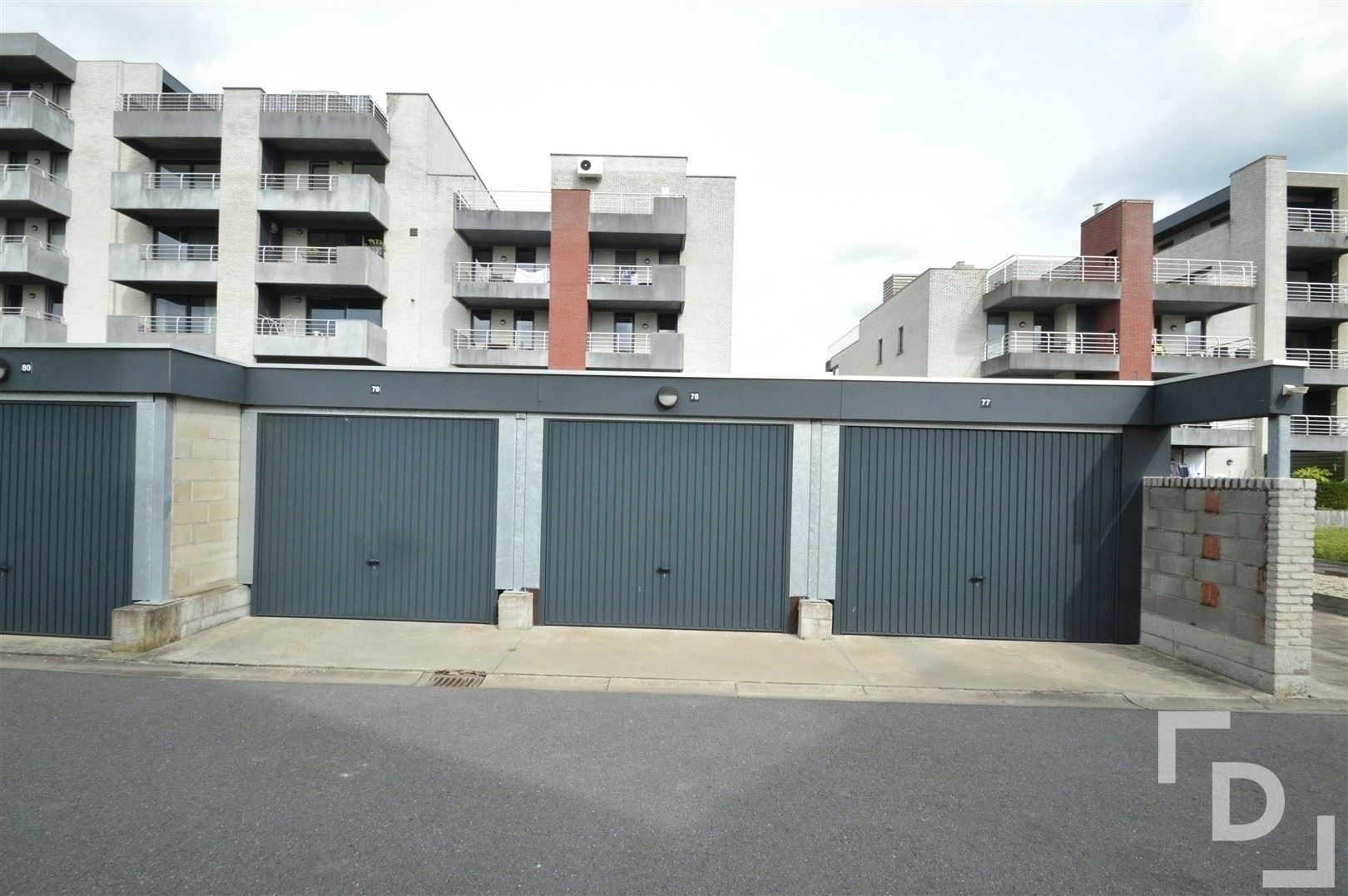 Lichtrijk appartement aan de stadsrand van Ieper. foto 20