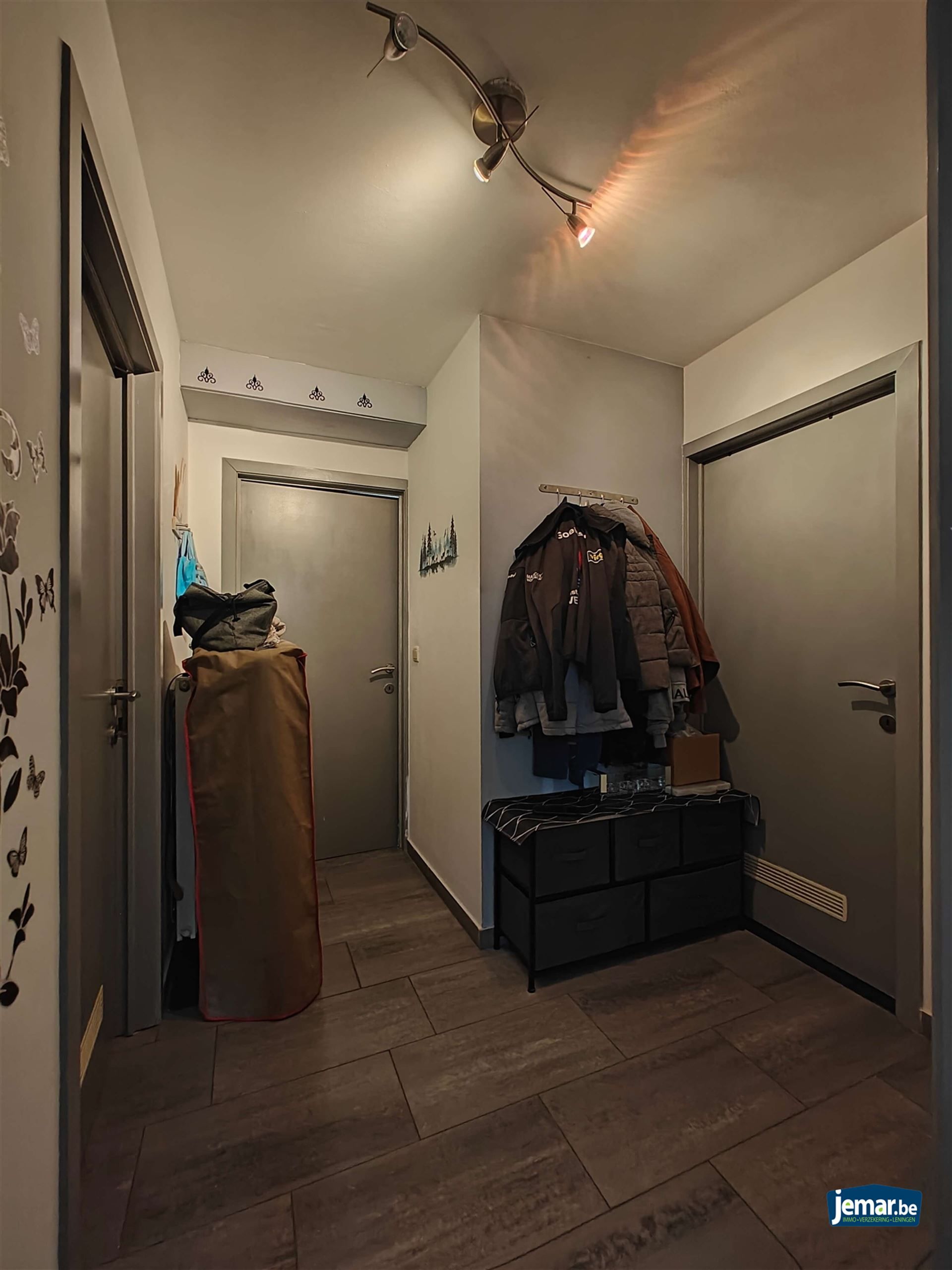 éénslaapkamerappertement met parking + berging in de kelder  foto 2
