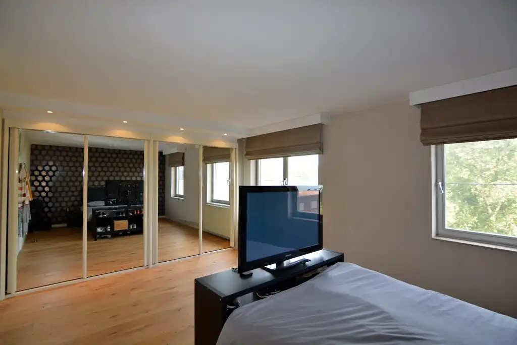 Energiezuinig appartement (144 m²) met 2 slpk, balkon, kelderberging en garage. foto 12