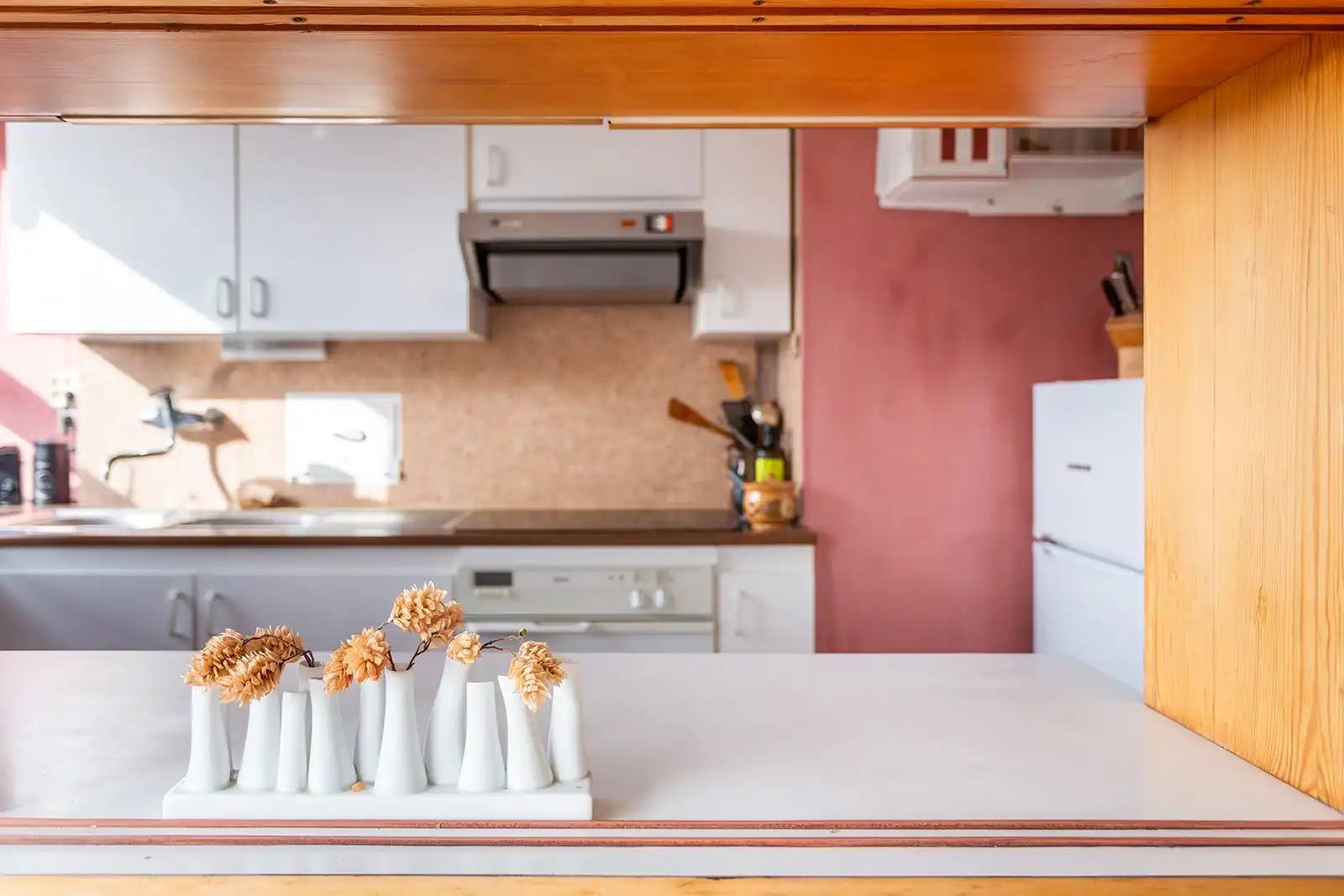 Uniek hoekappartement met 2 slaapkamers en authentieke jaren-60-elementen foto 11