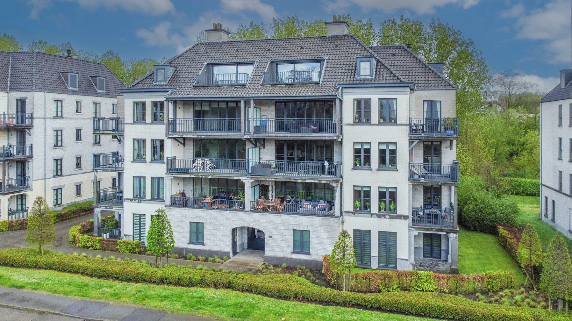 !!! OPTIE !!! Onberispelijk appartement met panoramisch terras ! foto 1