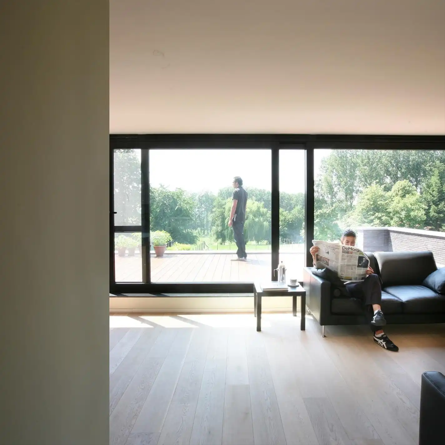 Knap ingerichte duplex - 125 m² - met bureel, 2 slpk, dressing, ruim terras met prachtig en uniek zicht op de tuin en achterliggende groene omgeving.  foto 7