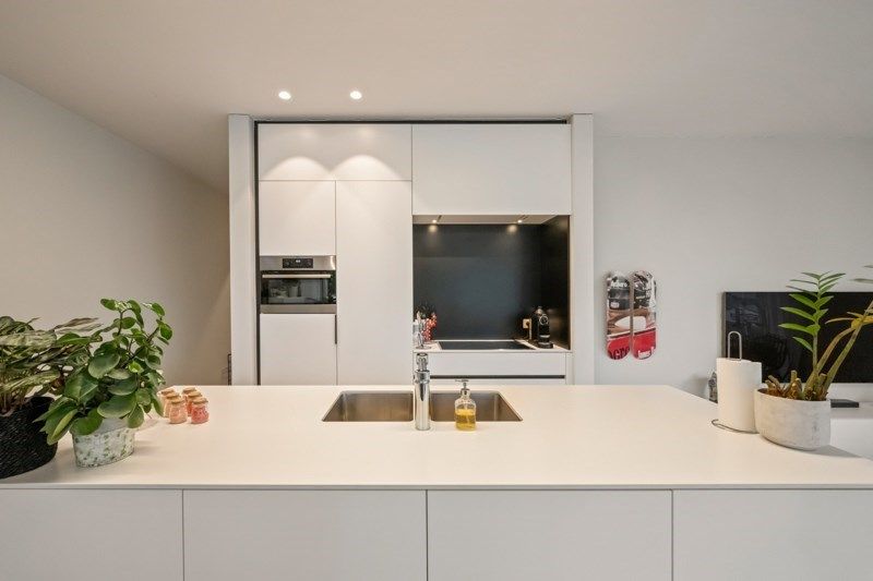 Recent gebouwd appartement met groot terras en garagebox in Varsenare te huur.  foto 7