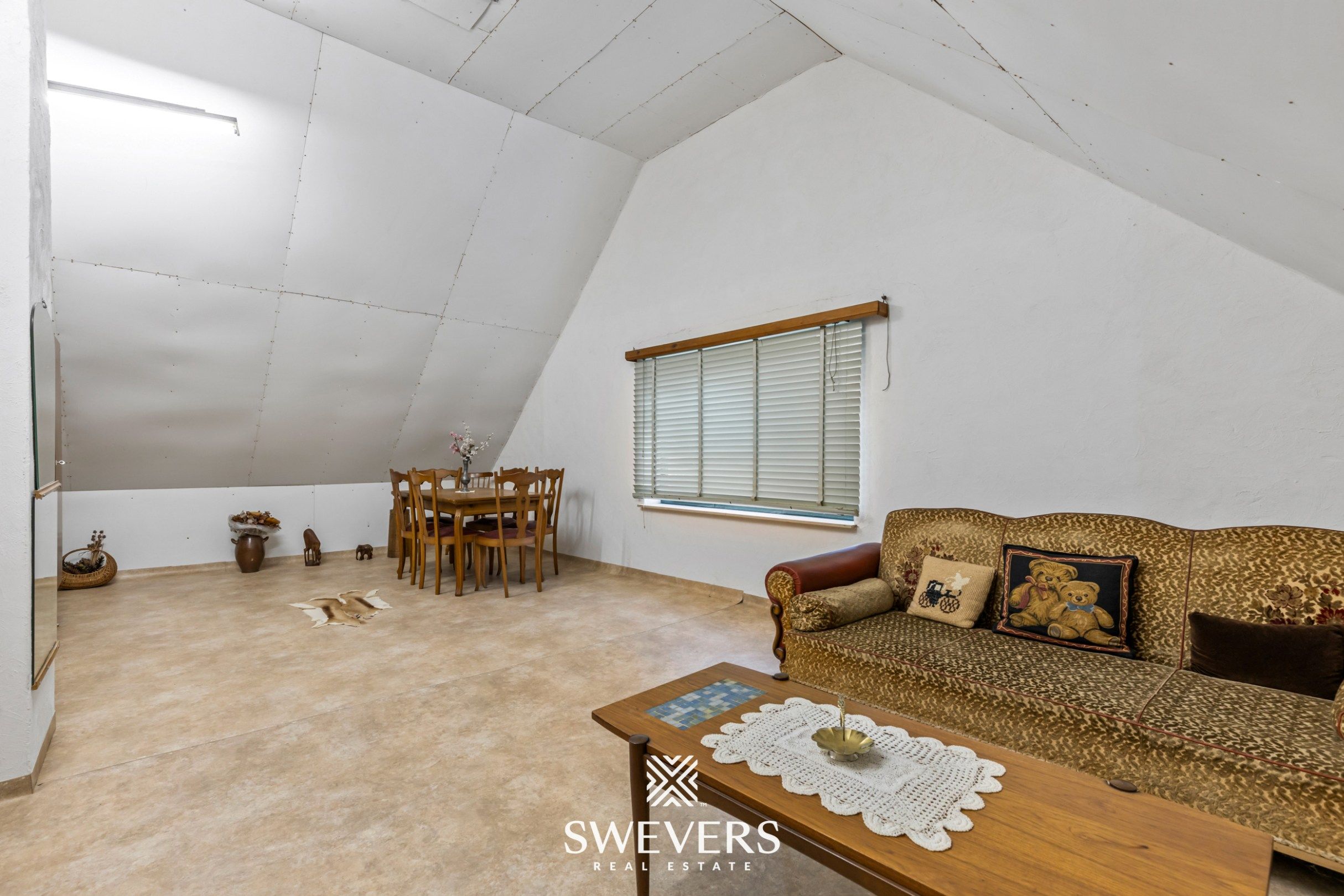 Ruime, te renoveren woning op 7a60 in centrum-Zonhoven foto 18